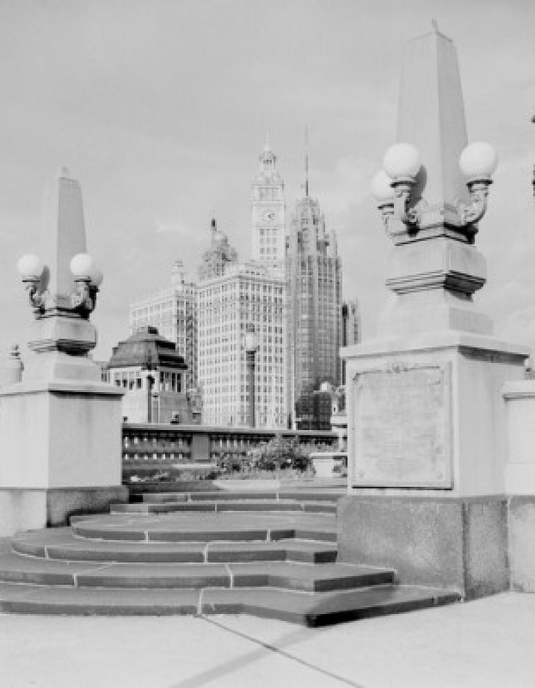 USA Illinois Chicago view of Wrigley Building from Wacker Drive Canvas Art -  (18 x 24)