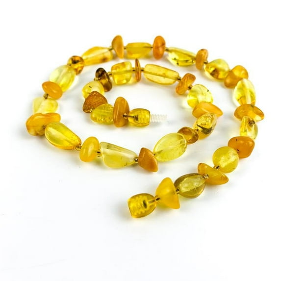 KIZIMA Handmade Natural Baltic Amber Choker Necklace – Elegant Gift for Women