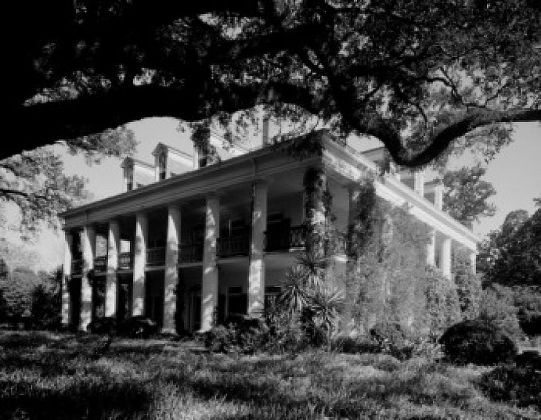 USA Louisiana Plantation Home built in 1836 Canvas Art - (18 x 24)