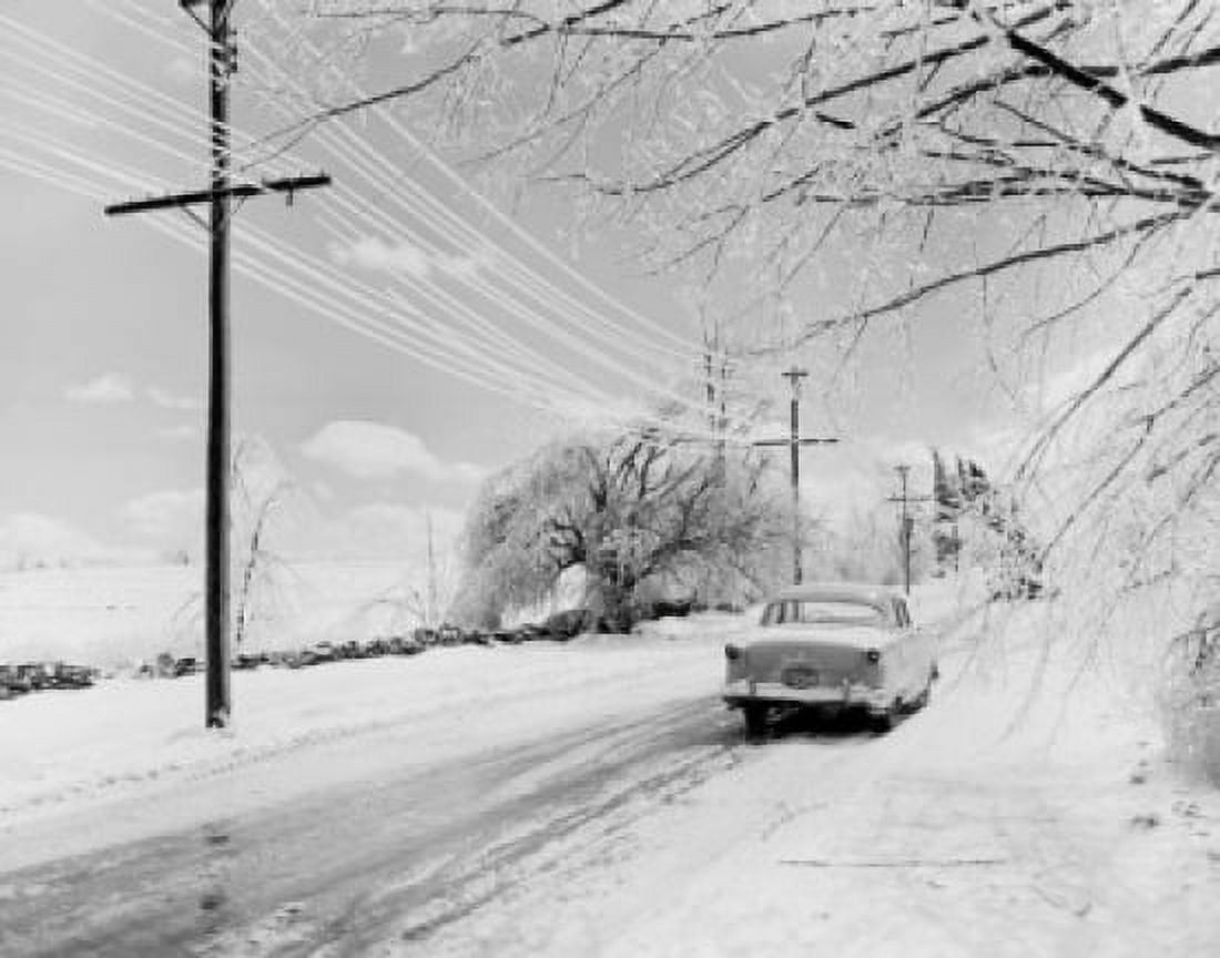 USA Massachusetts Paxton Winter scene Canvas Art - (18 x 24)