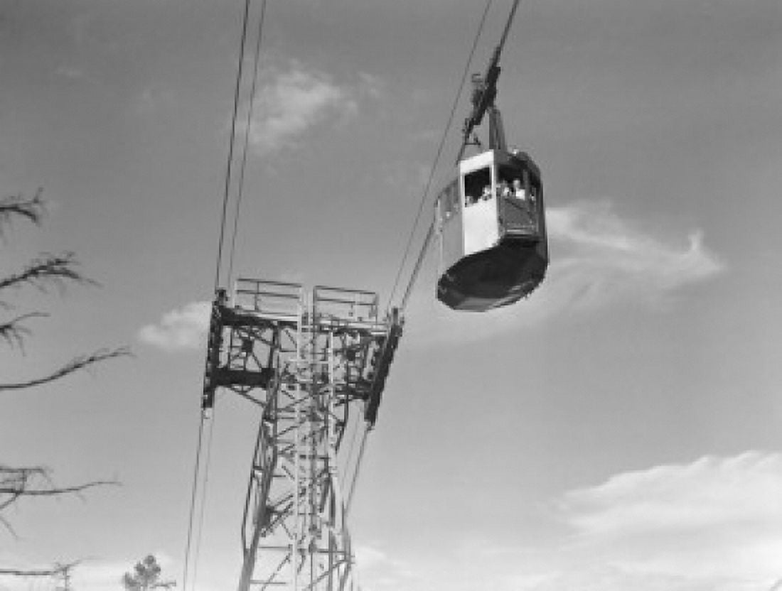 USA New Hampshire Aerial Tramway at Franconia Notch in the White Mountains Canvas Art - (24 x 36)