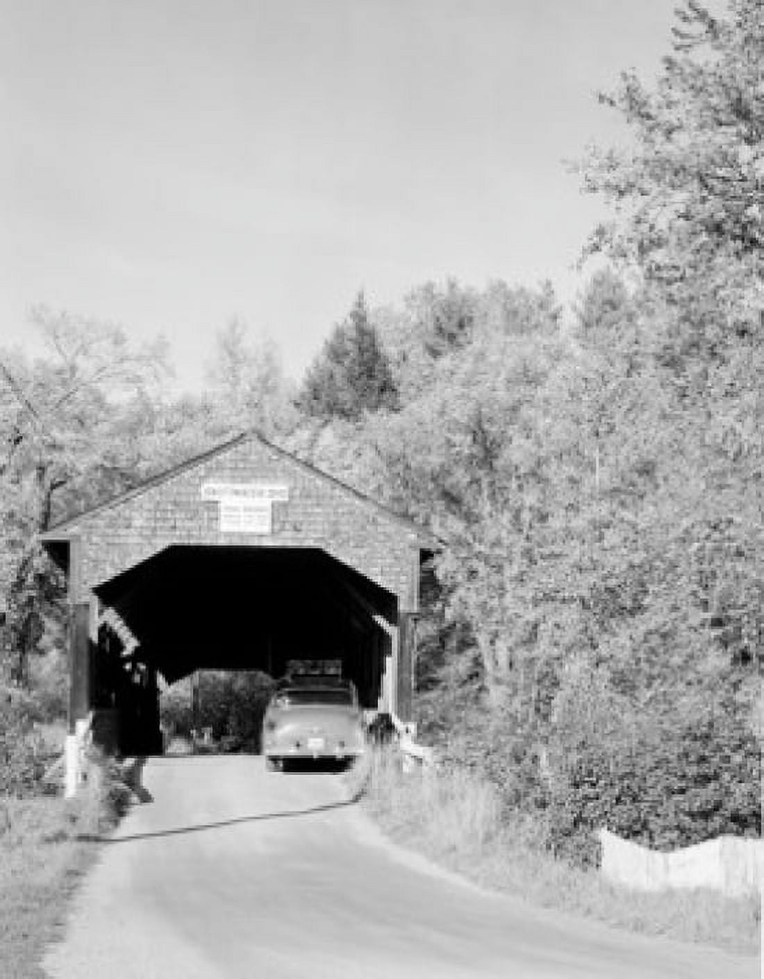 USA New Hampshire Swiftwater covered bridge Canvas Art - (18 x 24)