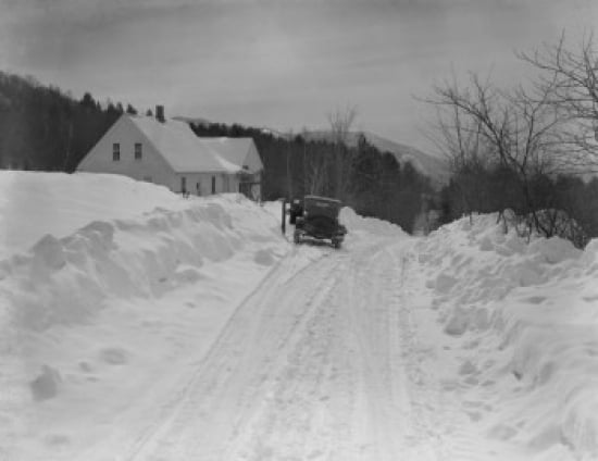 USA New Hampshire White Mountains Dundee Road near Intervale mail delivery Canvas Art - (18 x 24)