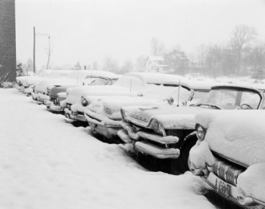 USA New Jersey Fort Leears in car park in winter Canvas Art - (18 x 24)