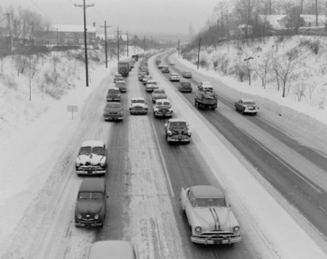 USA New Jersey Teaneck Traffic on main road in snow Canvas Art - (18 x 24)