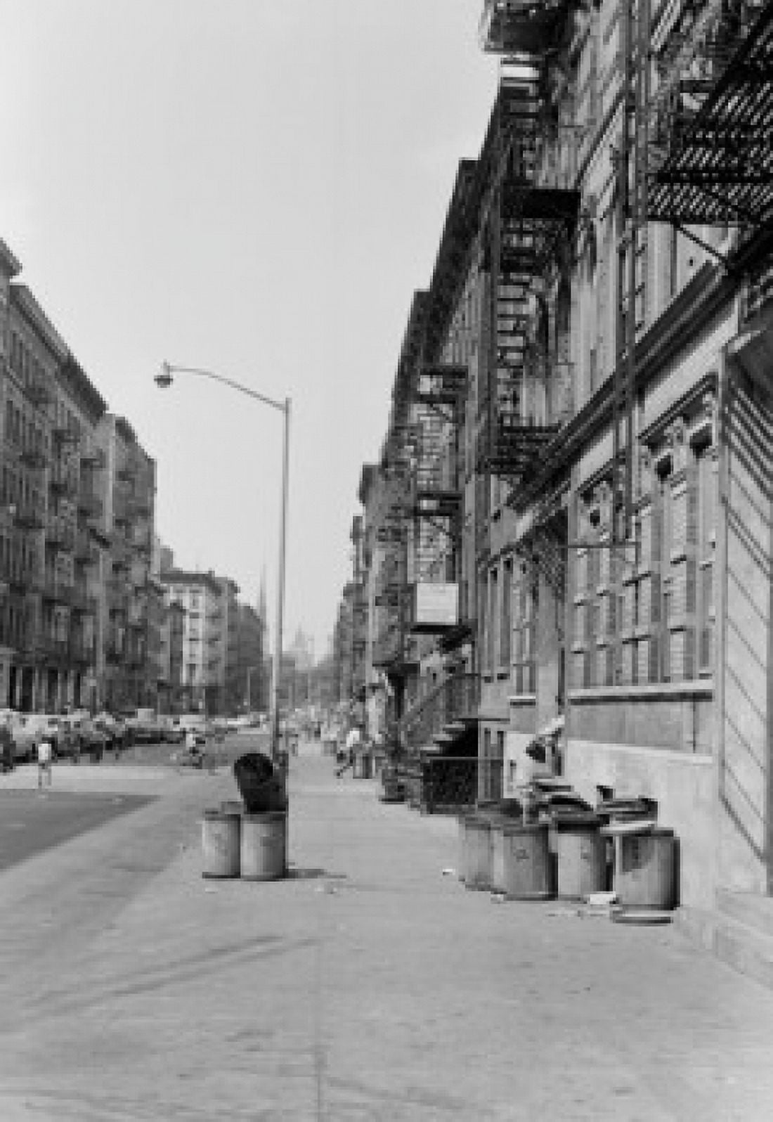 USA New York City 8th Street tenements Canvas Art - (18 x 24)
