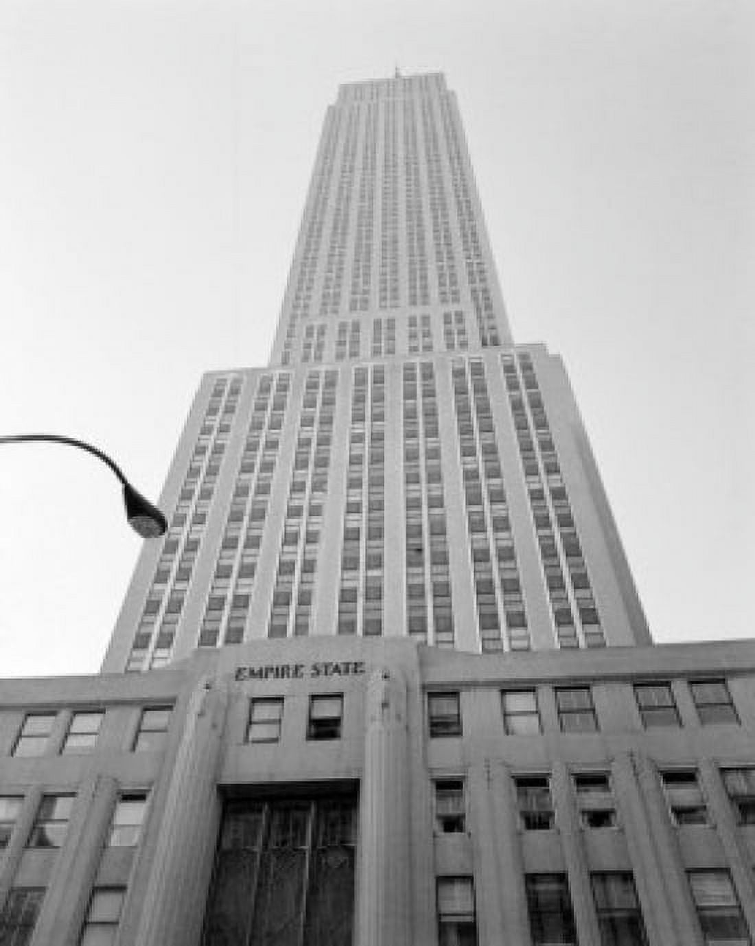 USA New York City Empire State Building Canvas Art - (24 x 36)