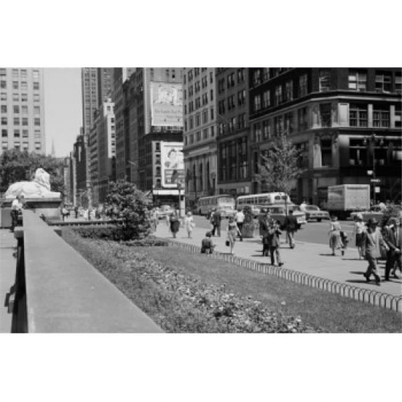 USA New York City Fifth Avenue & 42nd Street Looking North From New ...