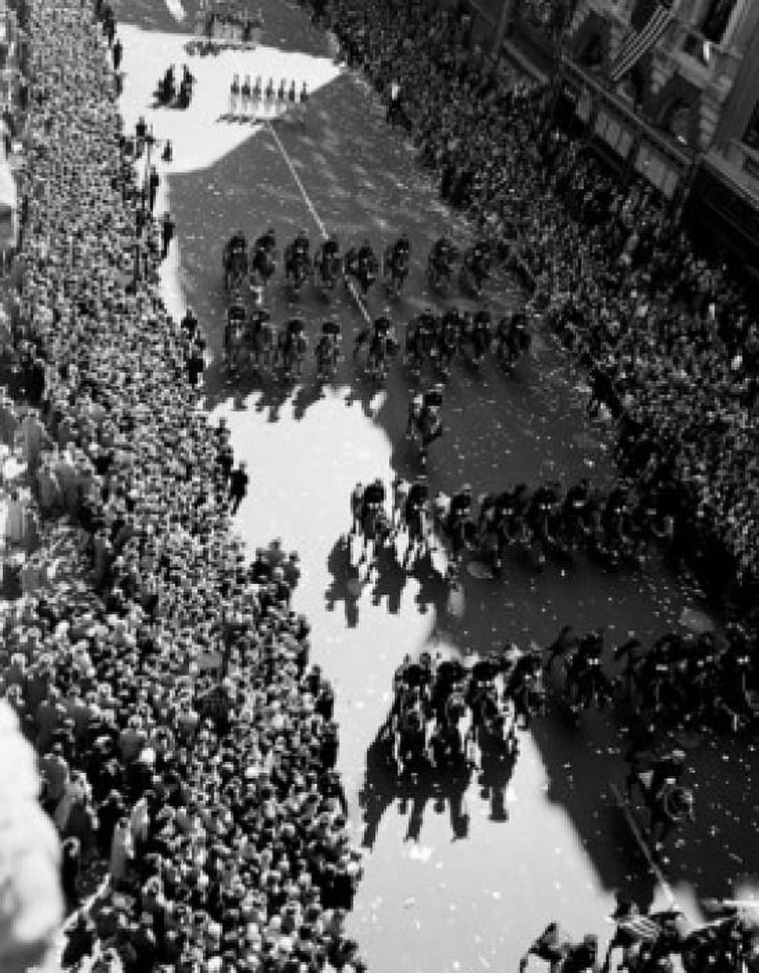 USA New York City General Douglas MacArthur parade in April 1951 Canvas Art - (24 x 36)
