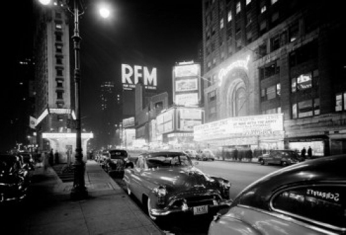 USA New York City Looking South on Broadway at Times Square at night Canvas Art -  (24 x 36)