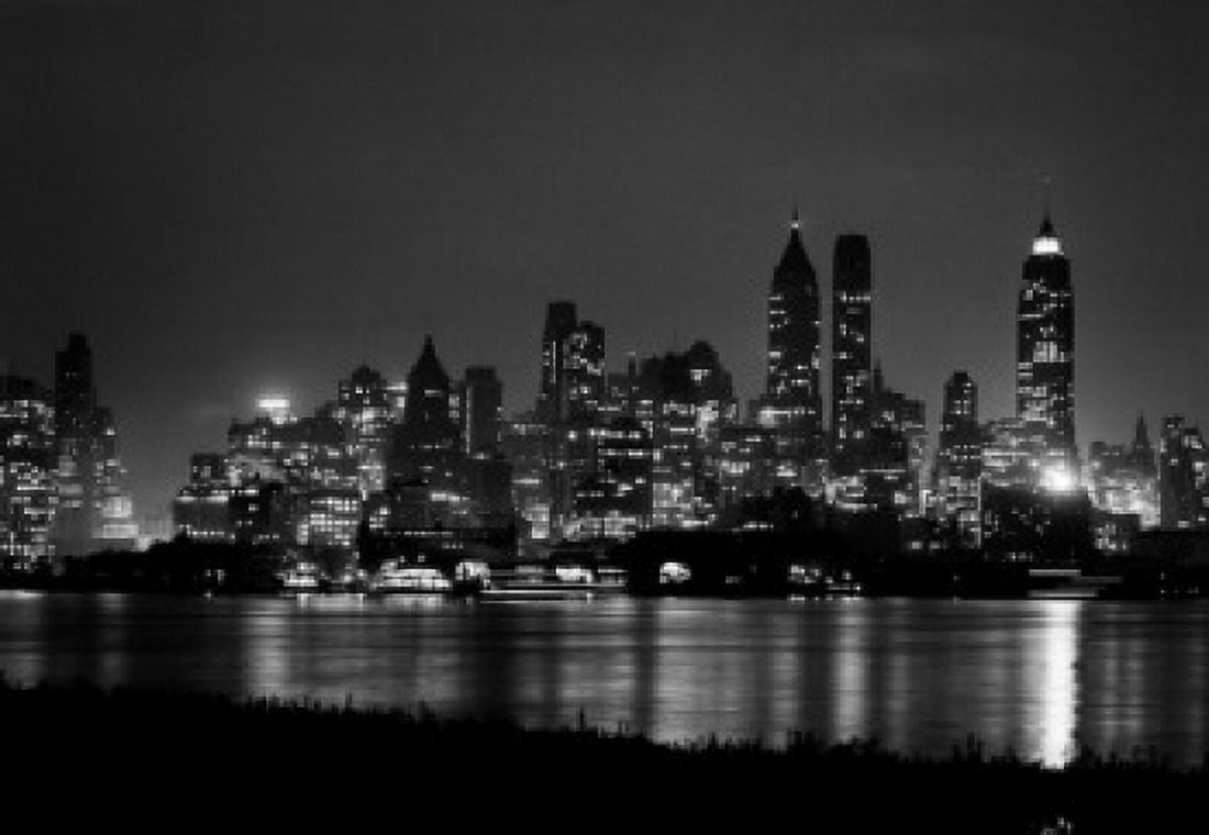 USA New York City Lower Manhattan skyline at night Canvas Art - (18 x 24)
