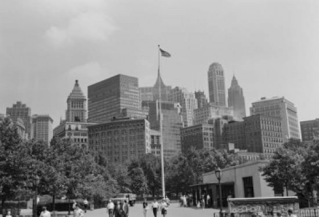 USA New York City Lower Manhattan skyline viewed from Battery Park Canvas Art - (18 x 24)