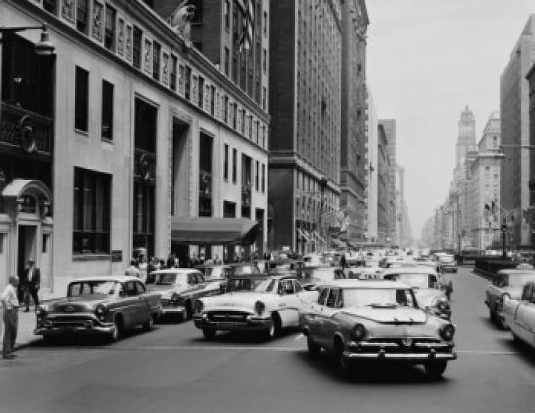 USA New York City Manhattan 46th Street and Park Avenue looking North traffic Canvas Art - (24 x 36)