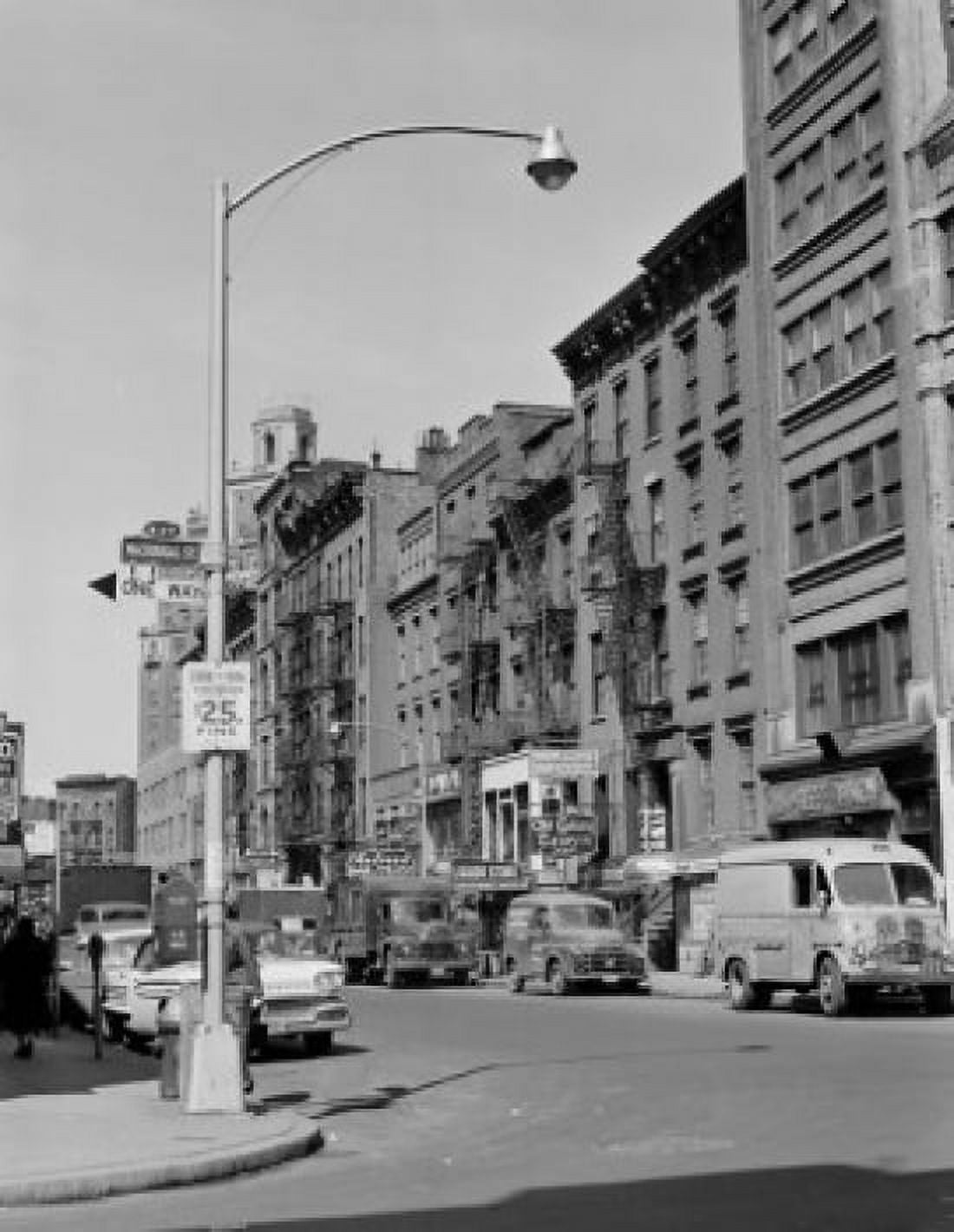 USA New York City Manhattan Greenwich Village 8th Street Canvas Art - (18 x 24)