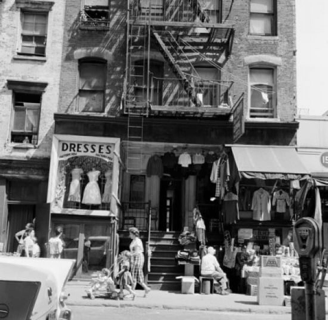 USA New York City Manhattan Slums on Lower East Side Canvas Art - (18 x 24)