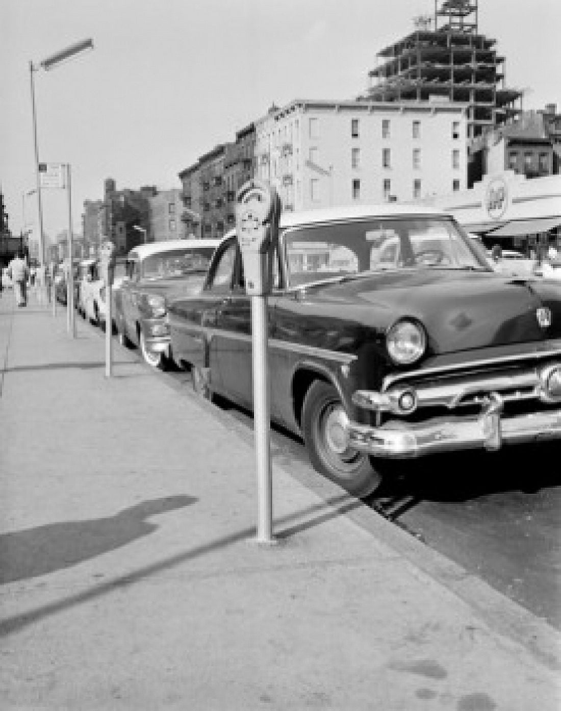 USA New York City Manhattan parked cars on 42nd Street Canvas Art -  (18 x 24)