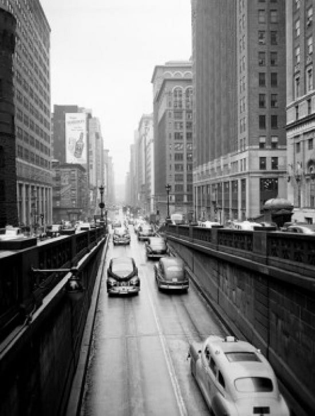 USA New York City Park Avenue ramp below Grand Central Station Canvas Art - (18 x 24)