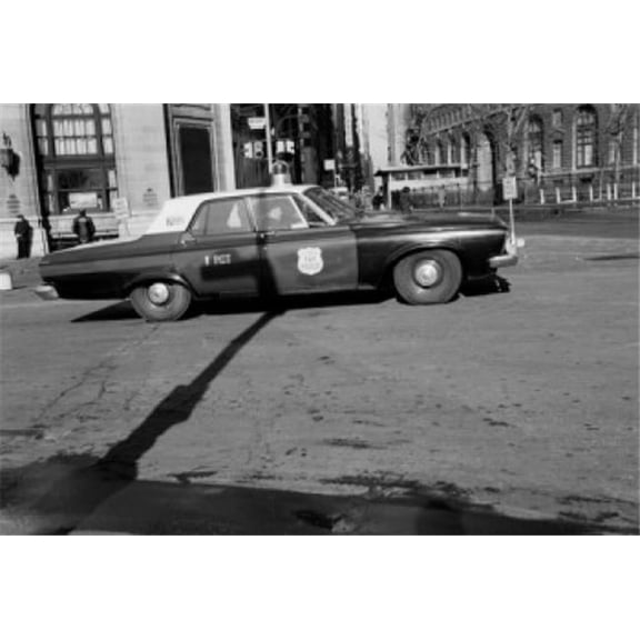 USA New York City Police Car Poster Print - 18 x 24 in.
