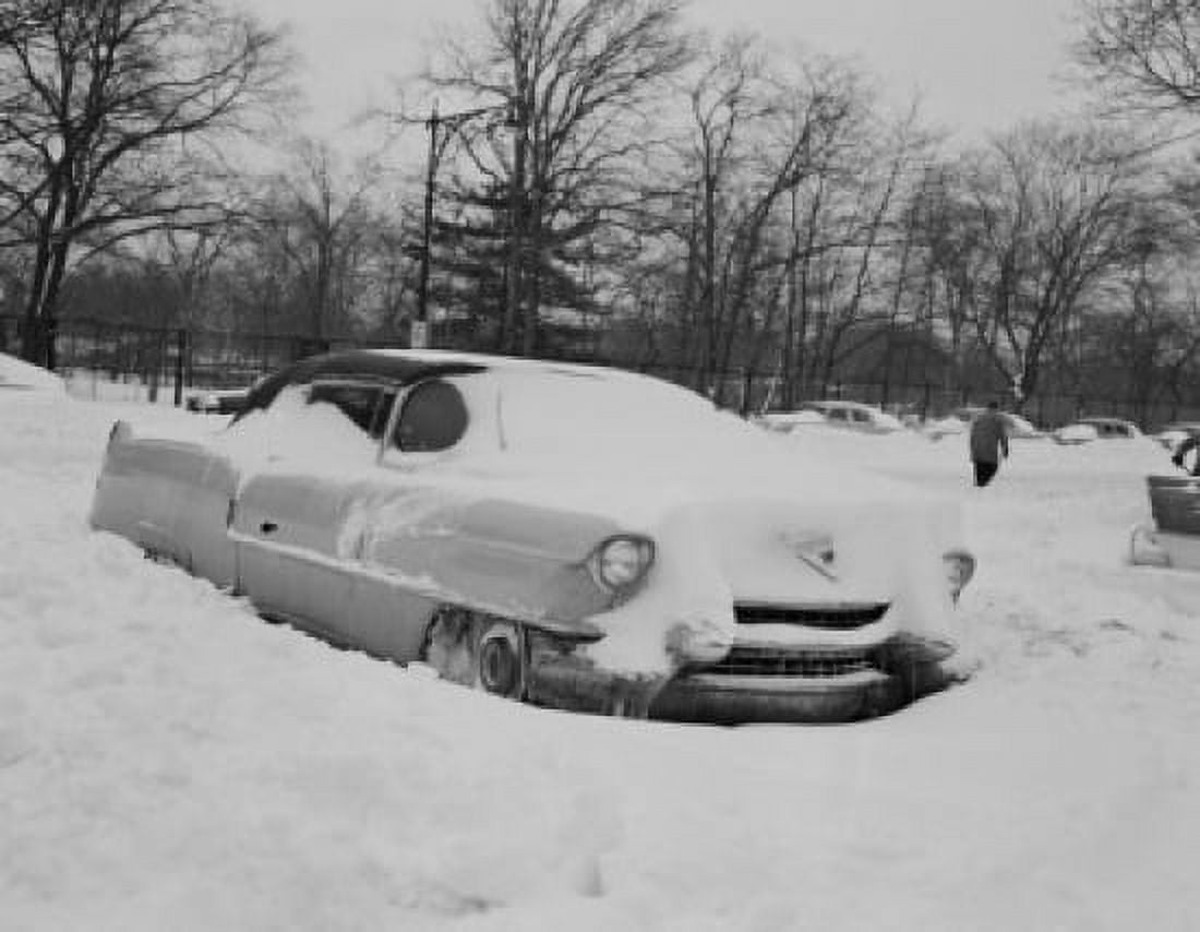 USA New York City The Bronx Cars in snow Canvas Art - (24 x 36)