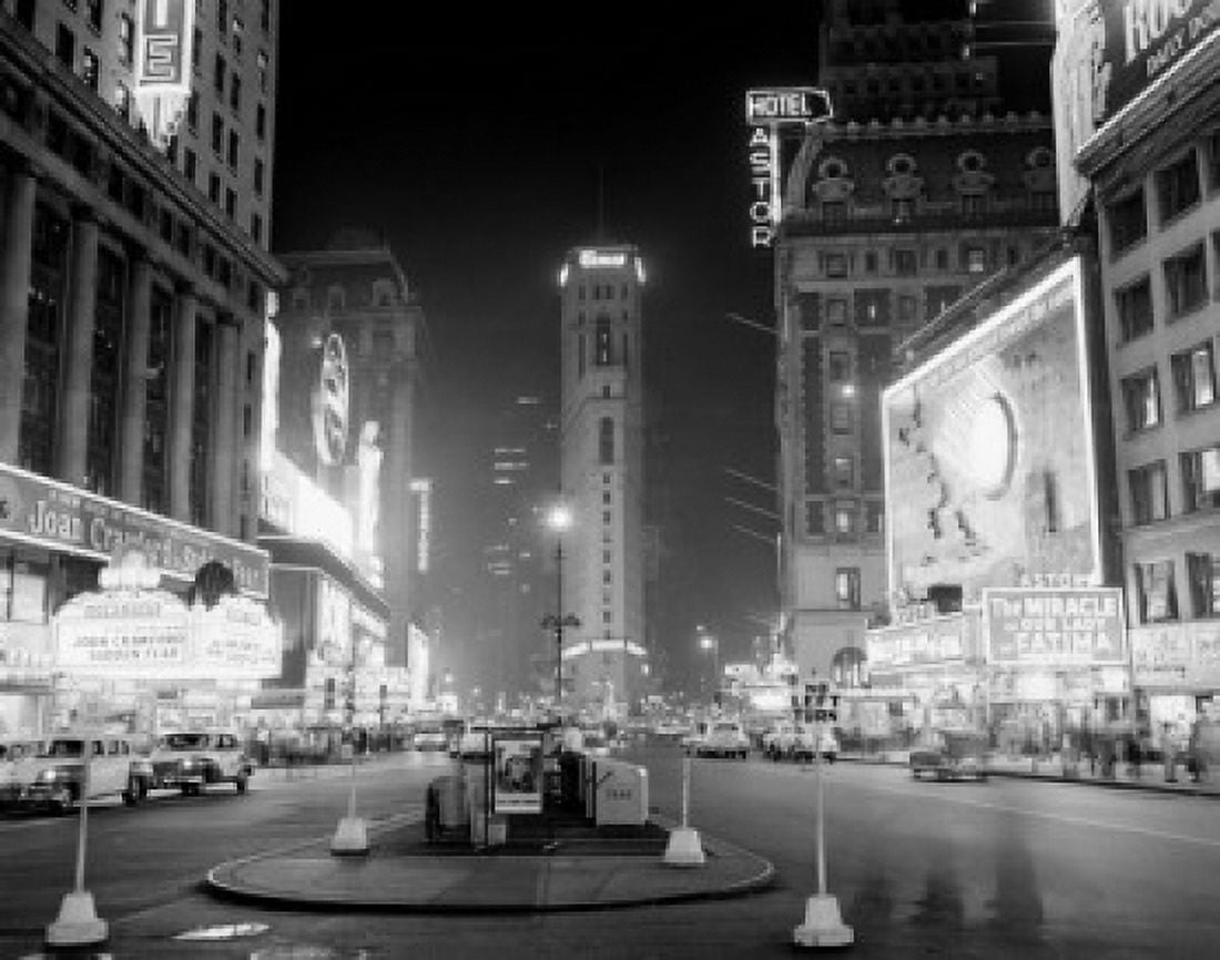USA New York City Times Square at night Canvas Art - (24 x 36)