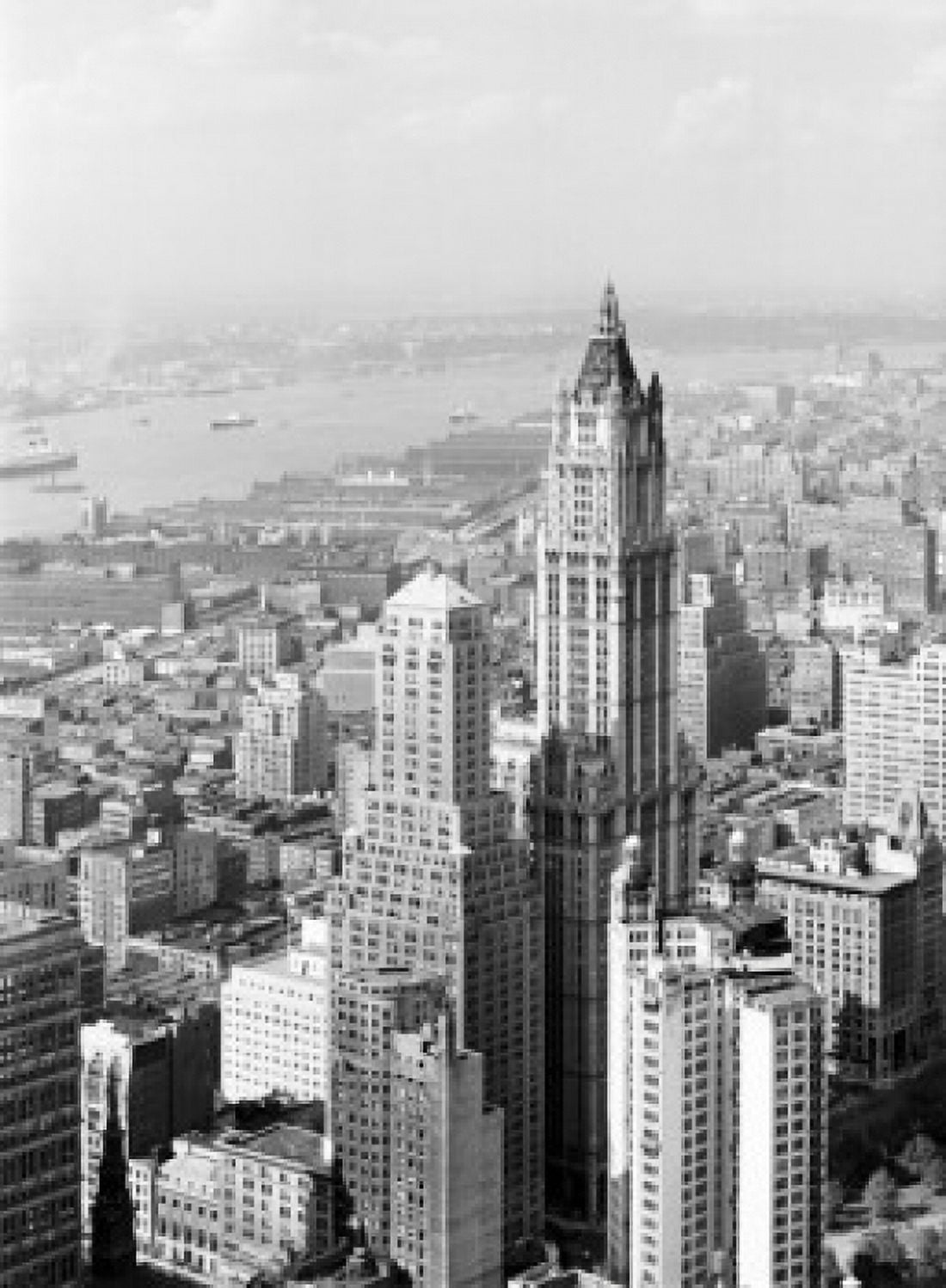 USA New York City View from the City Service Building Canvas Art - (24 x 36)