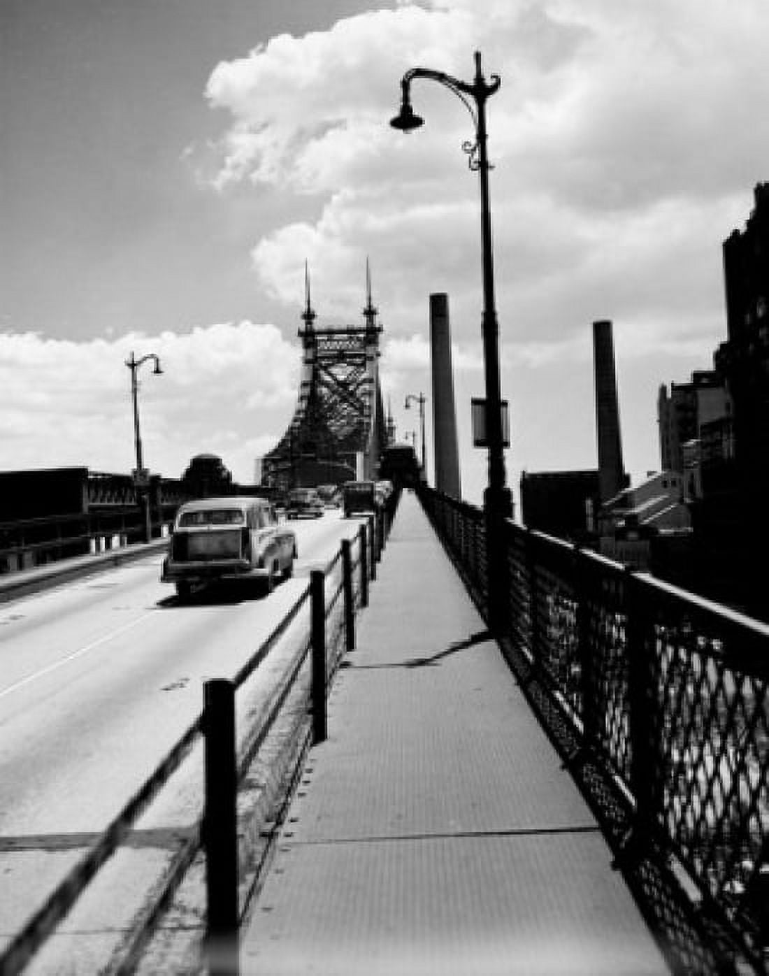 USA New York City bridge Canvas Art - (18 x 24)