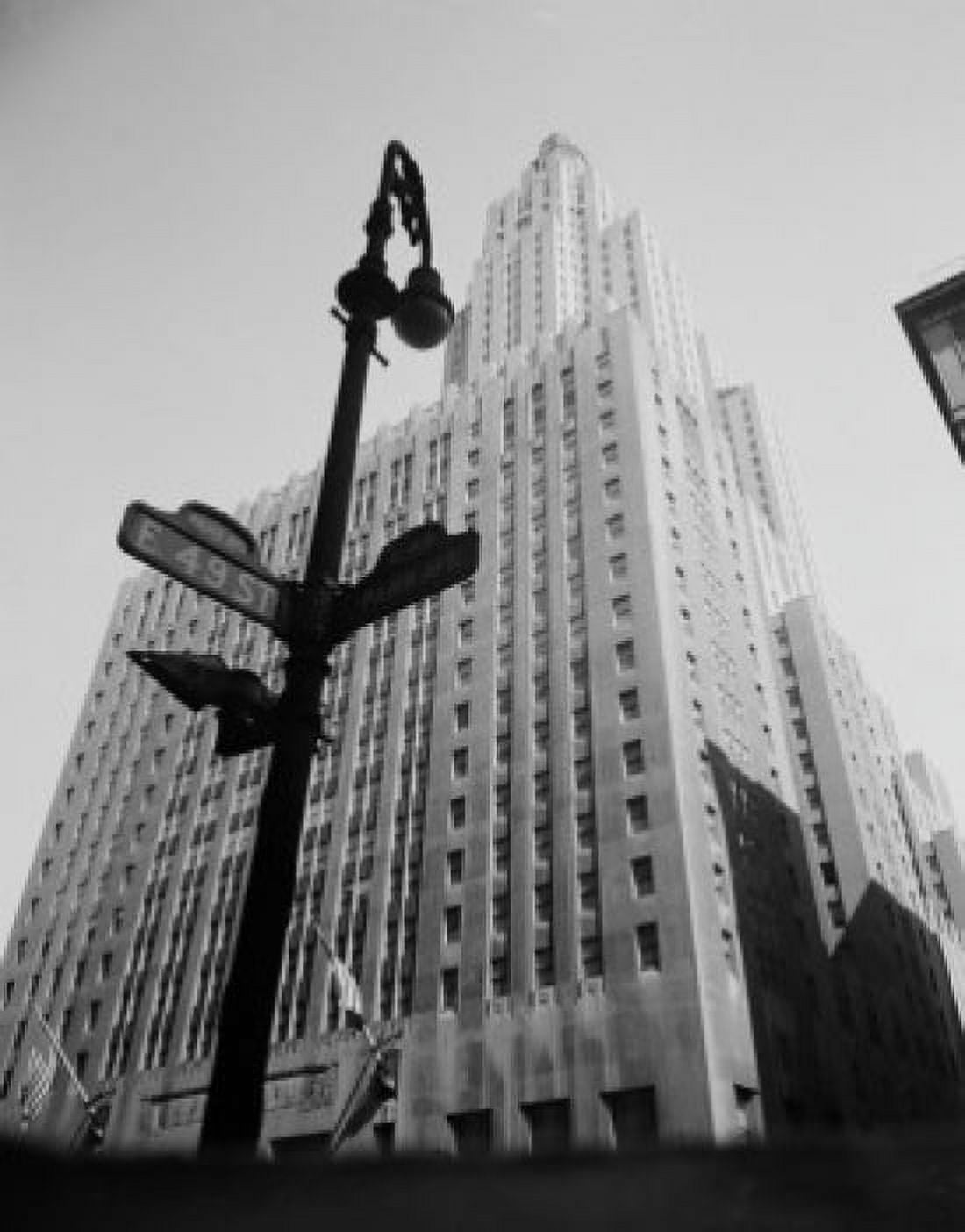 USA New York City office block at East 49th Street Canvas Art - (24 x 36)