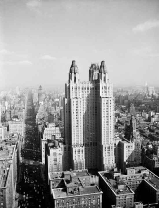 USA New York City skyline Canvas Art - (24 x 36)
