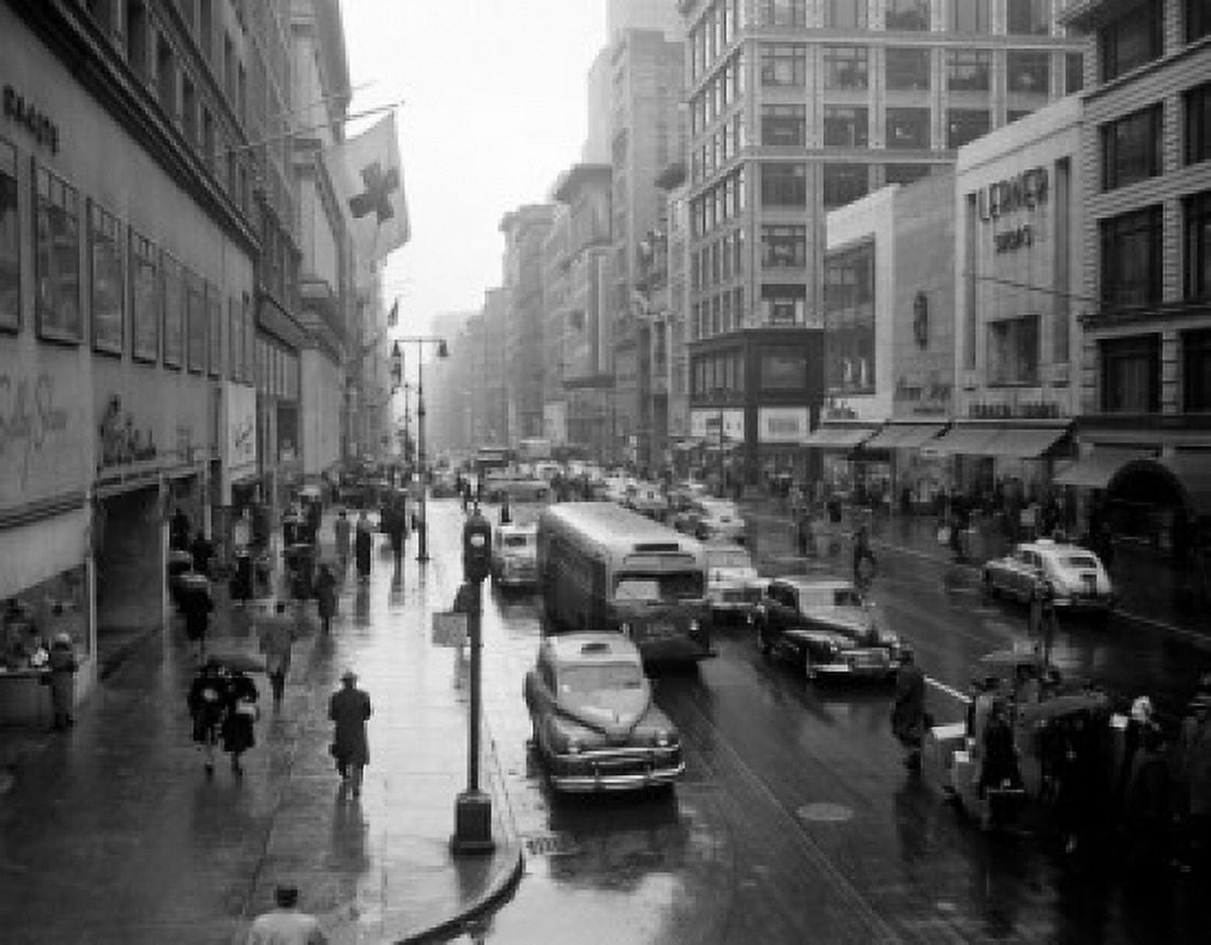 USA New York City street scene on rainy day Canvas Art -  (18 x 24)