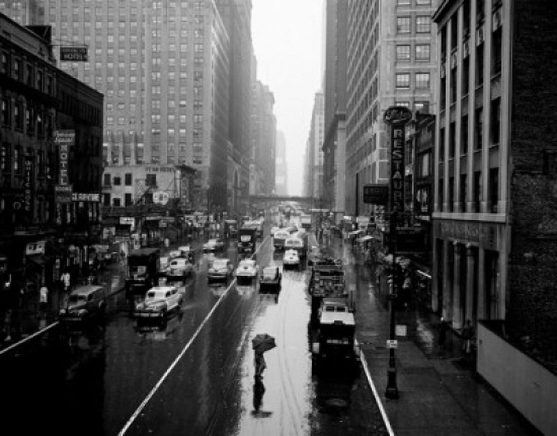 USA New York City street scene on rainy day Canvas Art - (24 x 36)