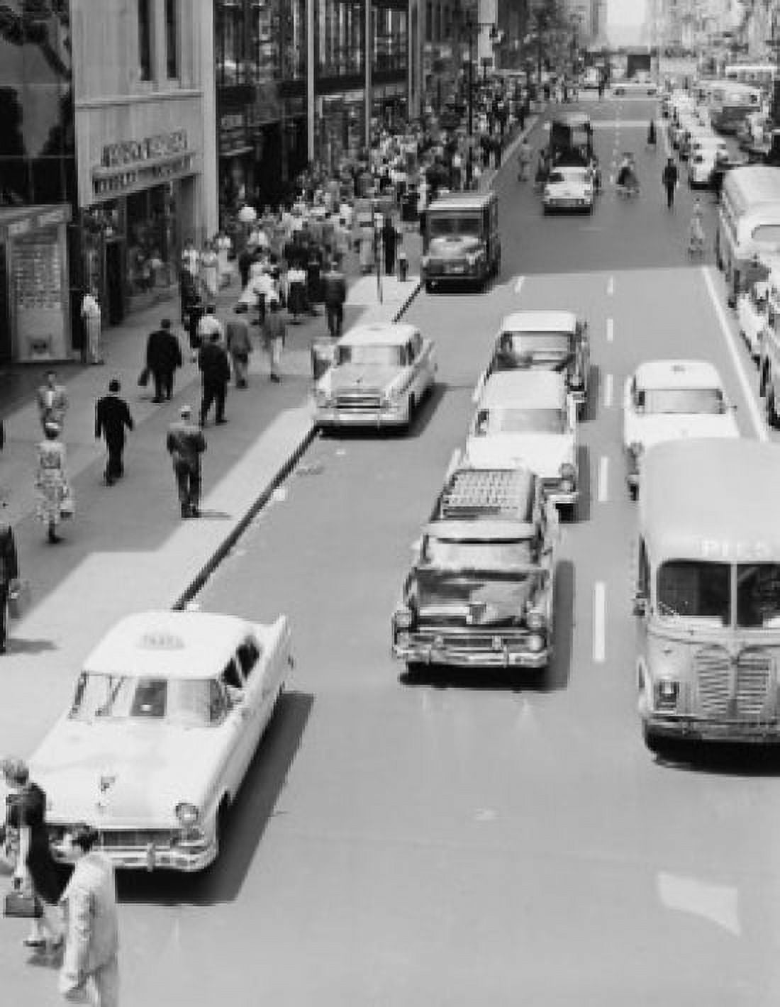 USA New York City traffic on 42nd Street looking West from Park Avenue Canvas Art - (24 x 36)