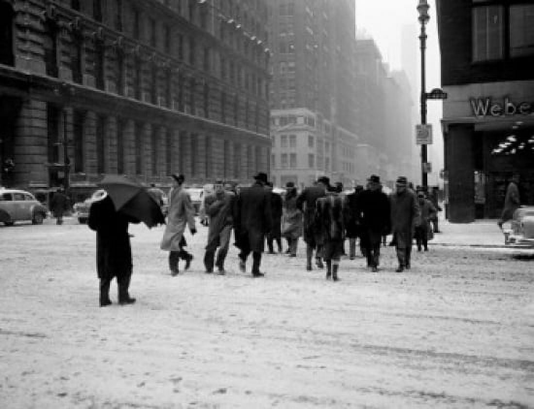 USA New York City winter street scene Canvas Art - (18 x 24)