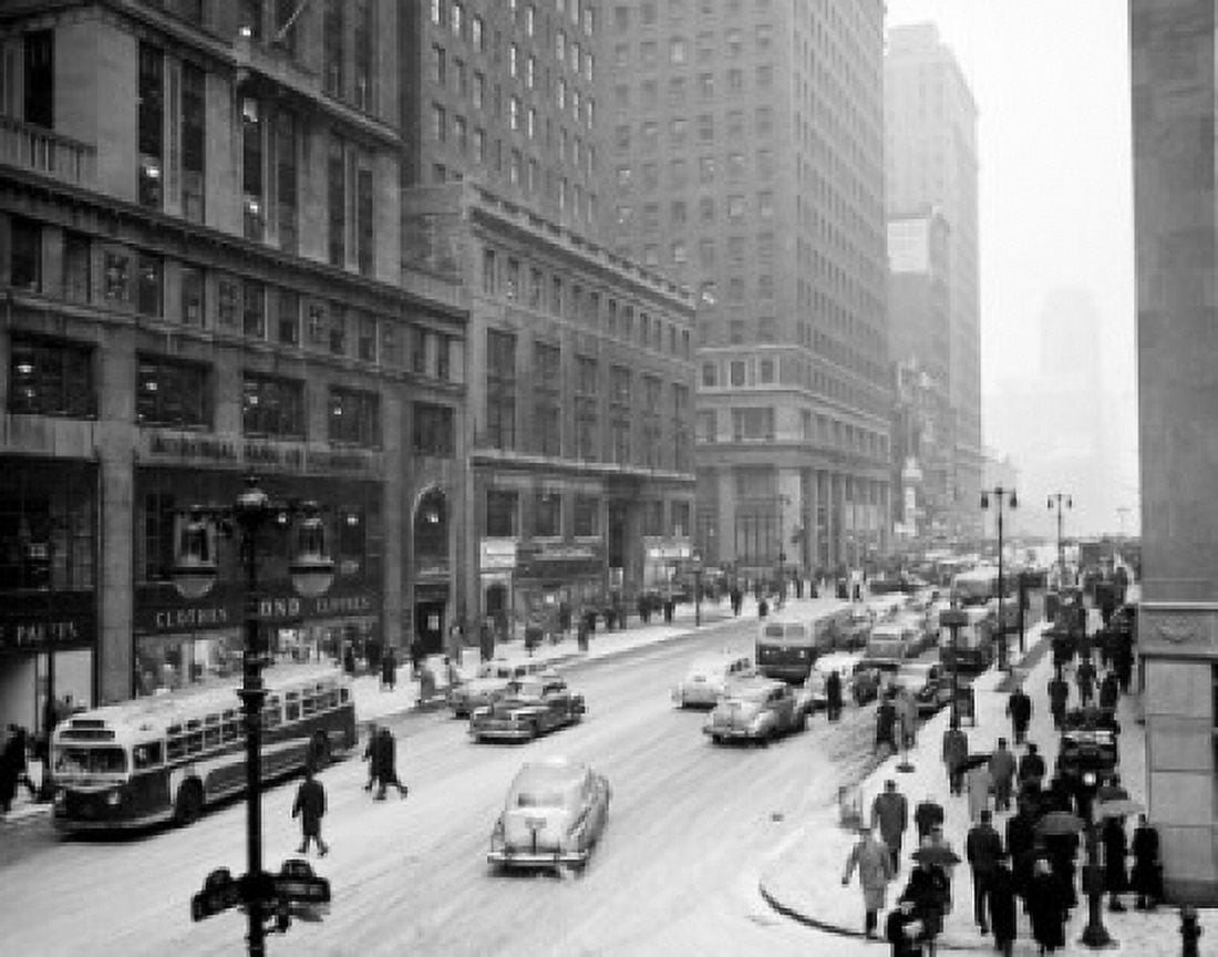 USA New York City winter street scene Canvas Art -  (24 x 36)