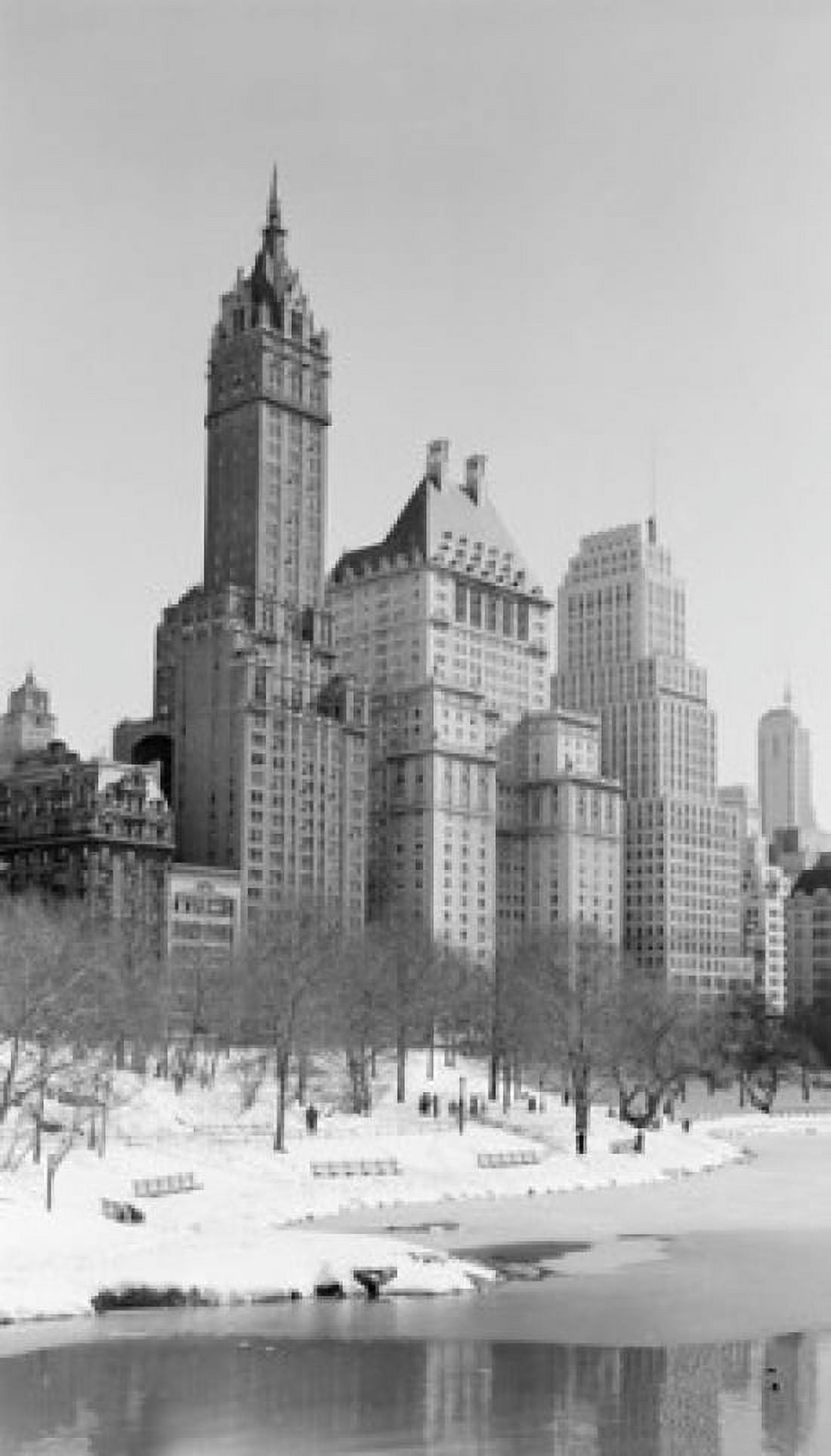 USA New York City winter view from Central Park looking towards Central Park South Canvas Art - (18 x 24)