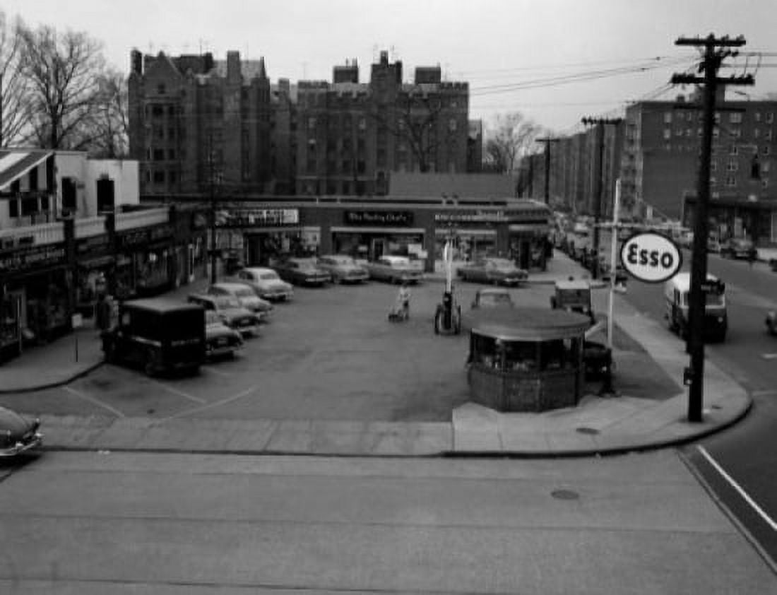 USA New York Fleetwood Cars at petrol station Canvas Art - (24 x 36)
