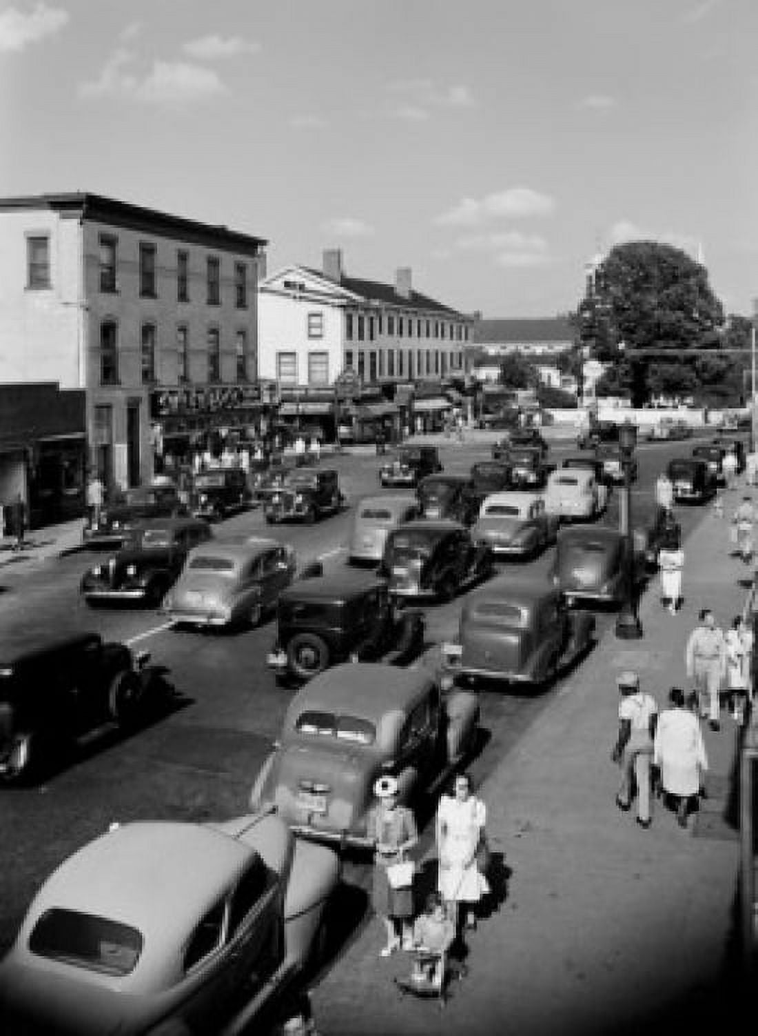 USA New York Hempstead street scene Canvas Art - (24 x 36)