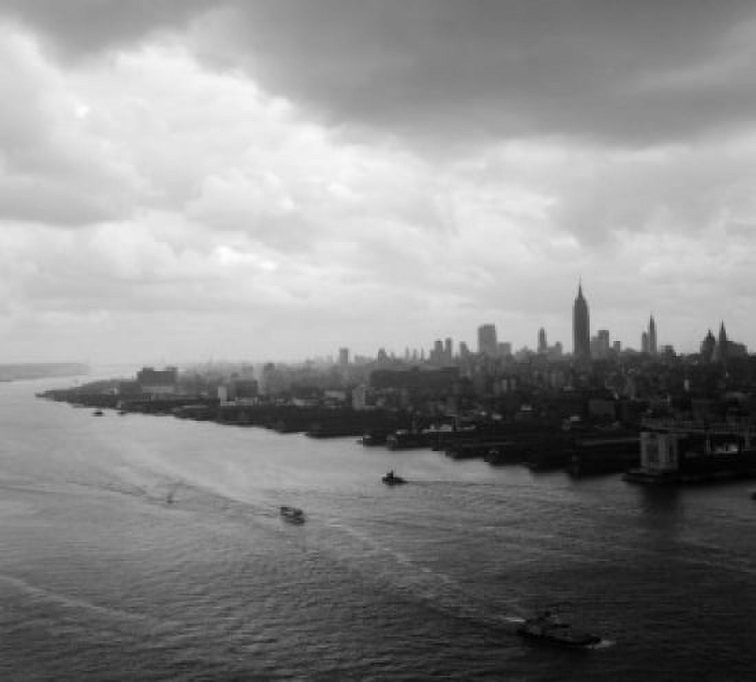 USA New York Manhattan across Hudson River Canvas Art - (18 x 24)