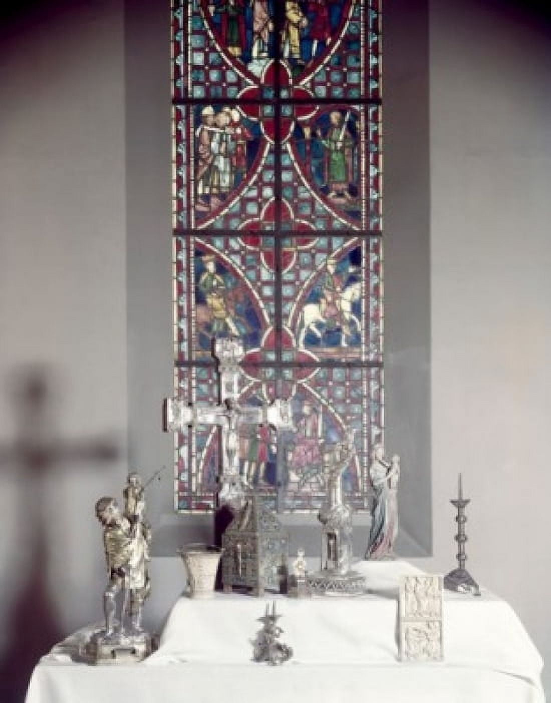USA New York Metropolitan Museum of Art Medieval Stained Glass and Statues Canvas Art - (24 x 36)