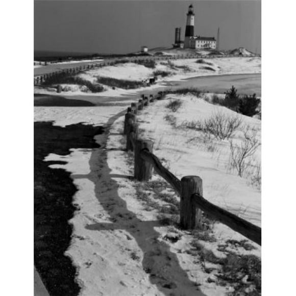 USA New York Montauk Point Lighthouse Poster Print - 18 x 24 in.