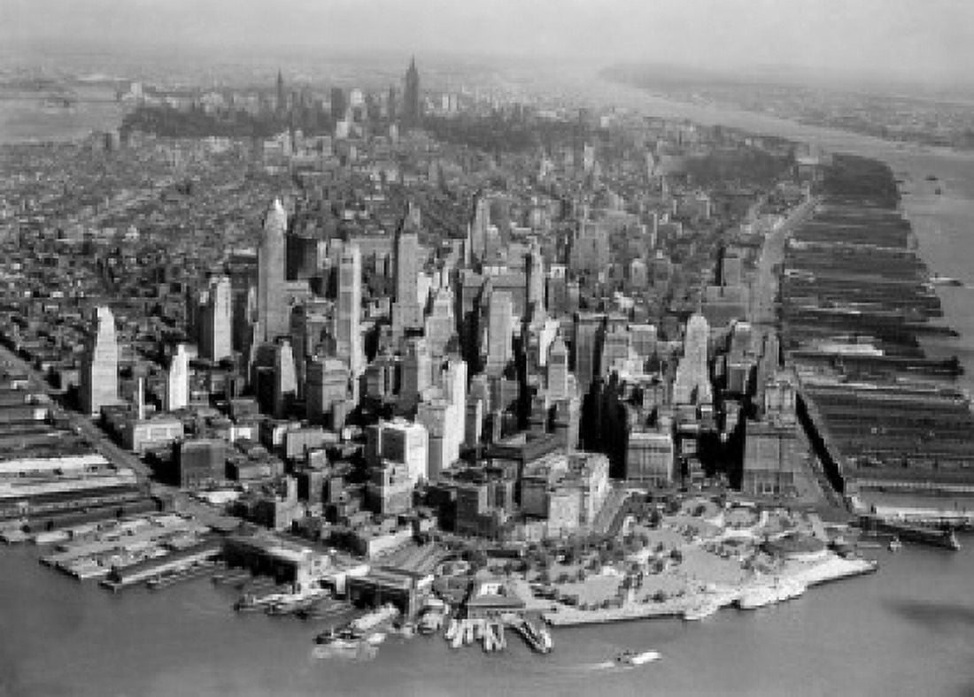 USA New York New York City Aerial view of Manhattan Canvas Art -  (24 x 36)