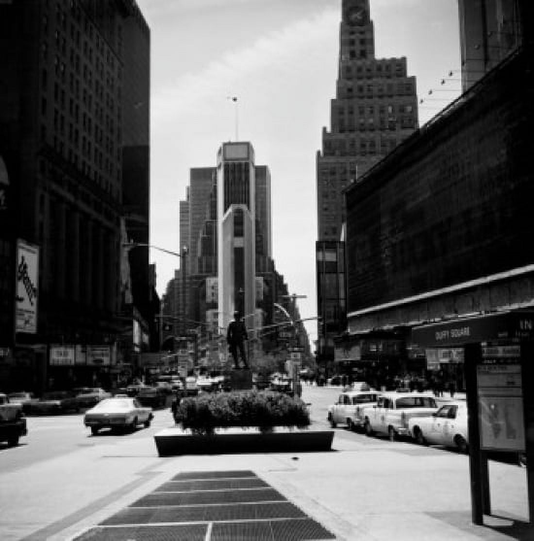 USA New York New York City Times Square Canvas Art - (18 x 24)