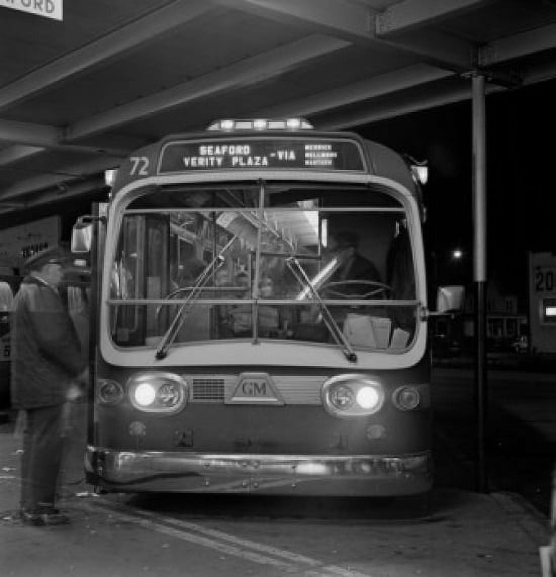 USA New York Seaford to Verity Plaza bus Canvas Art - (18 x 24)