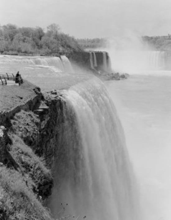 USA New York State American Falls and Horseshoe Falls Canvas Art - (18 x 24)