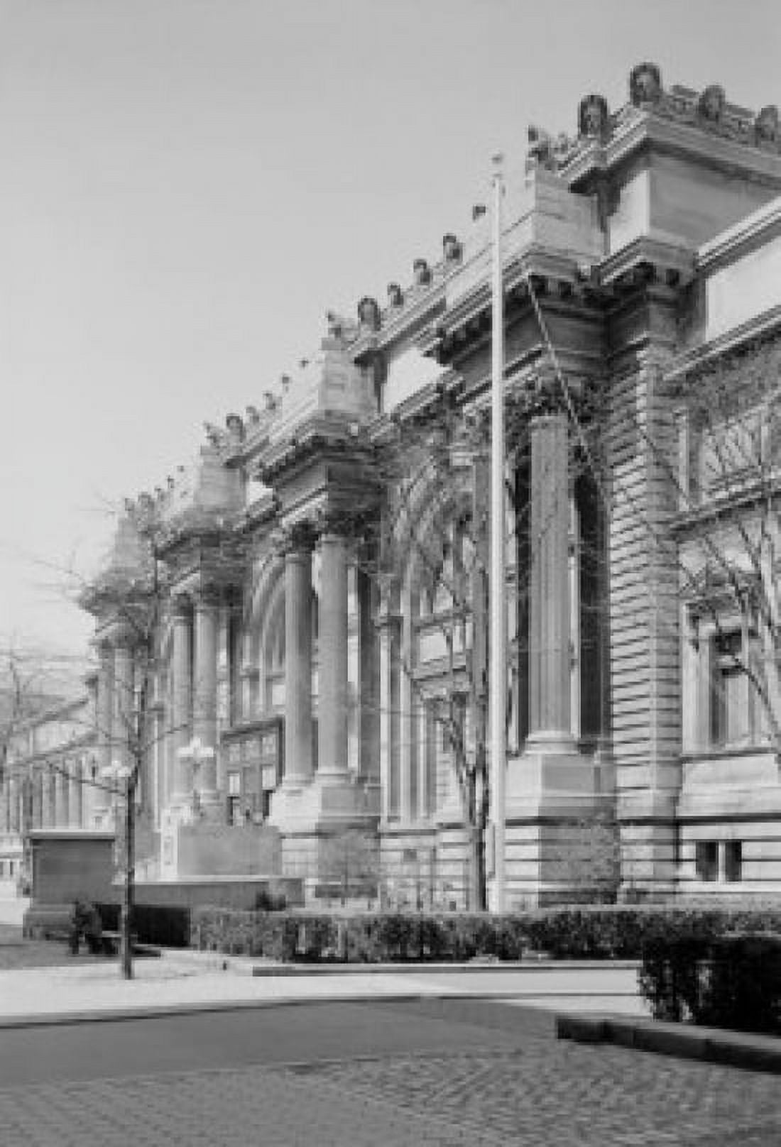 USA New York State New York City Fifth Avenue Metropolitan Museum of Art Canvas Art - (18 x 24)