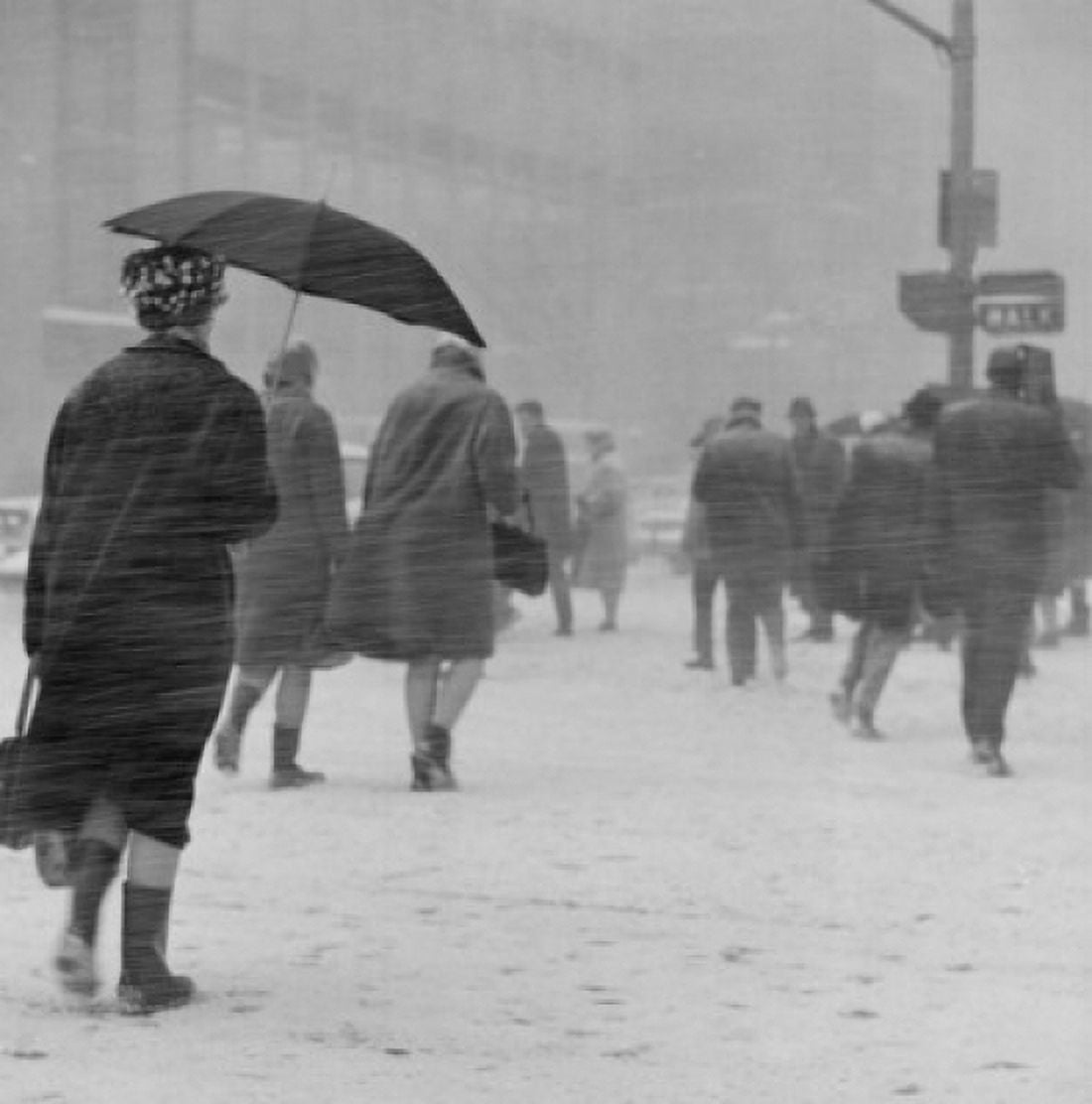 USA New York State New York City Fifth Avenue and 42nd Street on winters day Canvas Art - (24 x 36)