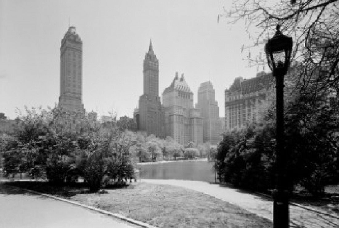 USA New York State New York City Fifth avenue and 59th Street seen from Central Park Canvas Art - (18 x 24)