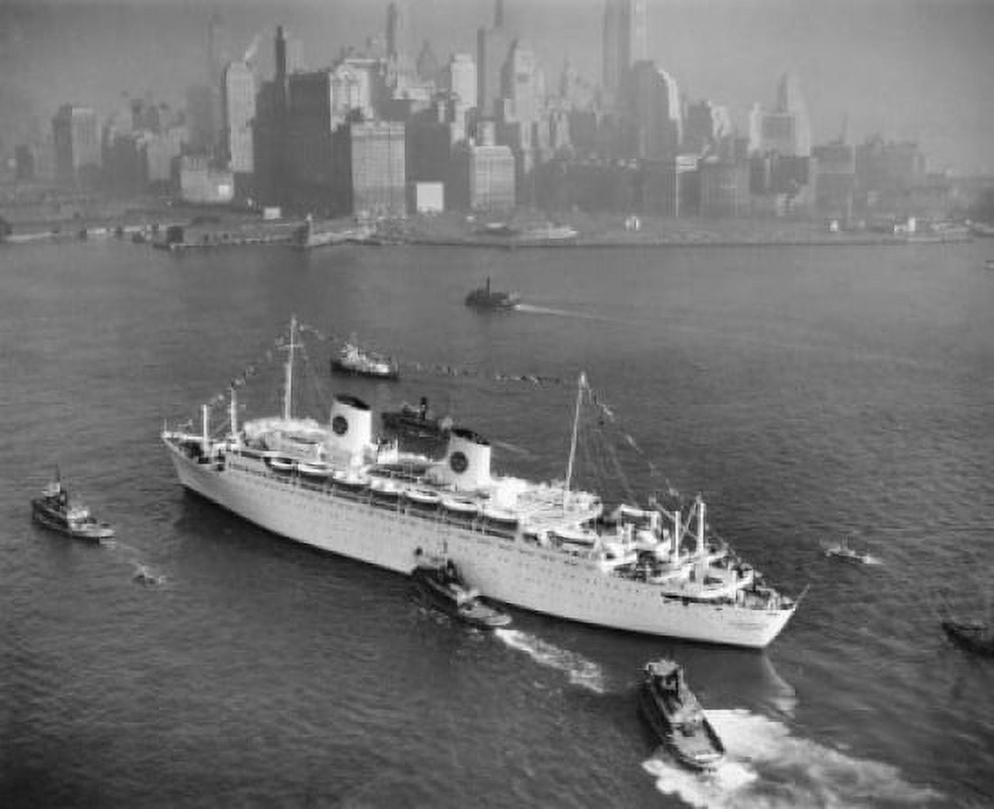 USA New York State New York City High angle view of cruise ship in sea Canvas Art - (18 x 24)
