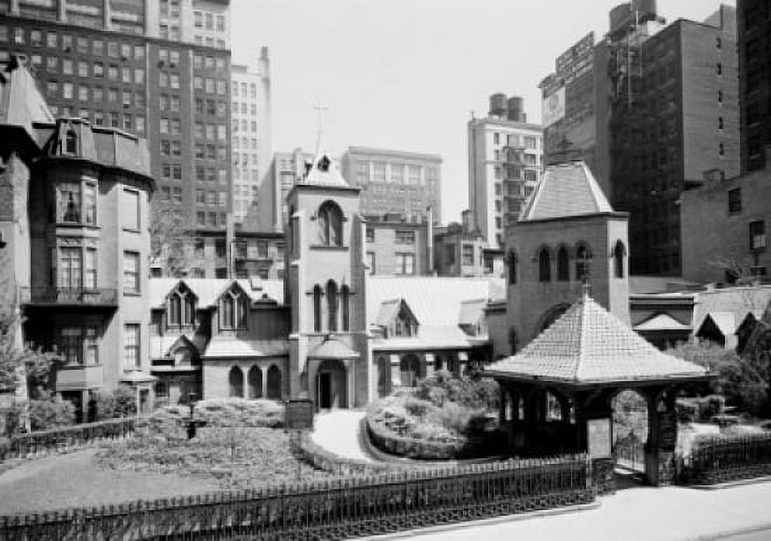 USA New York State New York City Little church around corner at Fifth Avenue and 29th Street Canvas Art - (24 x 36)