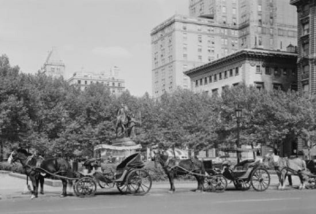 USA New York State New York City Plaza Hotel at Fifth Avenue and Central Park South Canvas Art - (24 x 36)