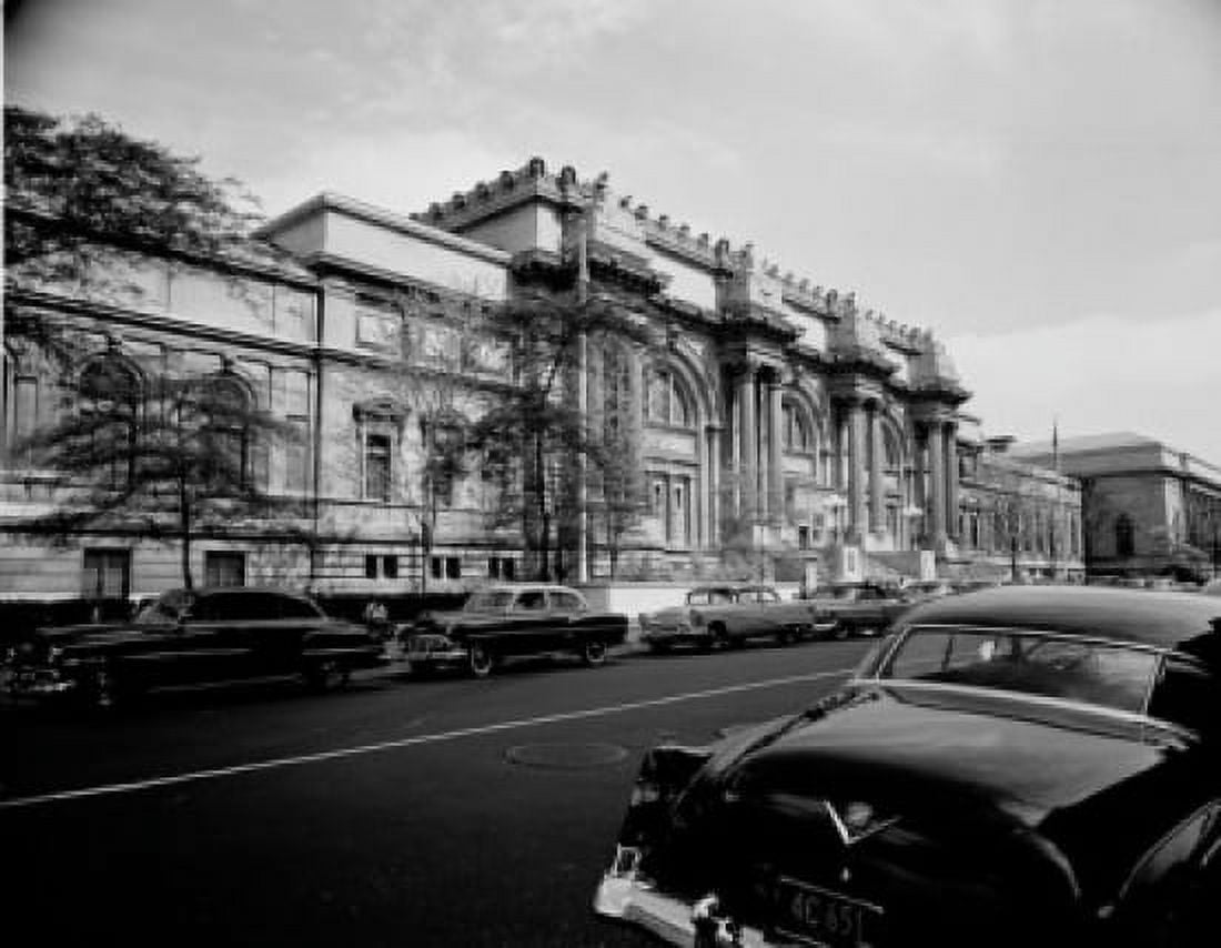 USA New York State New York City The Metropolitan Museum of Art on Fifth Avenue Canvas Art - (18 x 24)